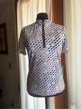 Tail Ladies Golf or Tennis Shirt-Medium